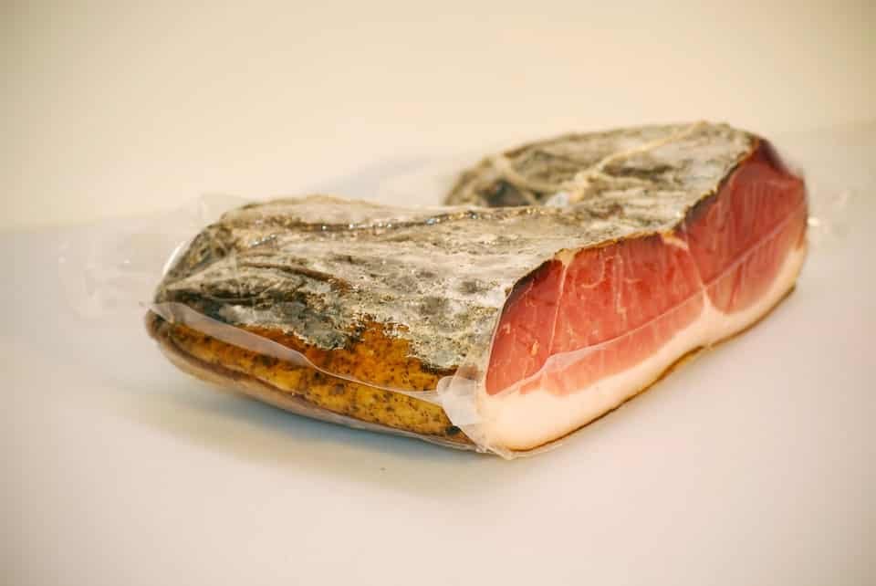 Le Speck, une charcuterie venue d’Allemagne.
